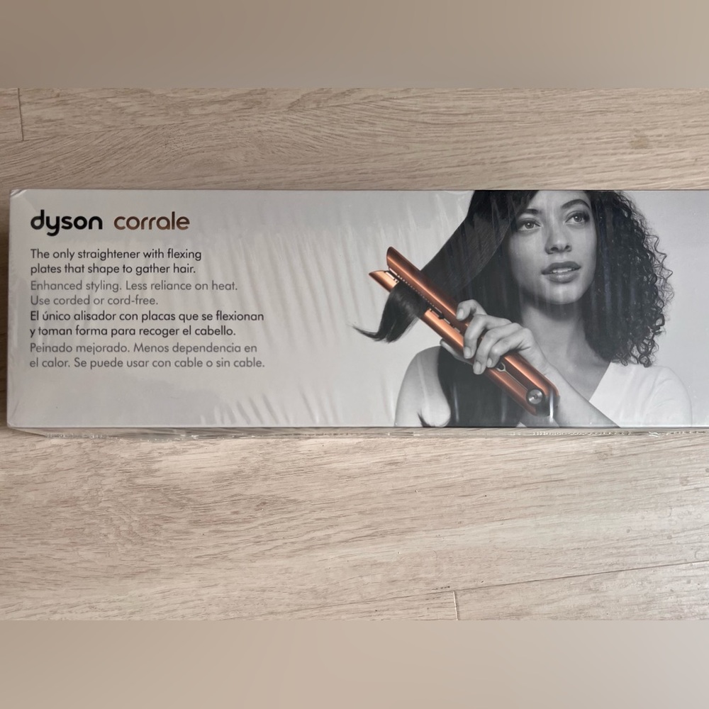 Dyson Corrale styler straightener- (Copper) - NEW IN BOX-